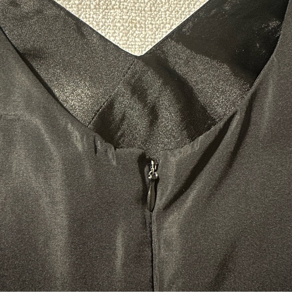 ISAAC MIZRAHI Silk Black Party Dress Semi-Formal Tulle Lined Pleats Women’s 4 - Picture 10 of 16